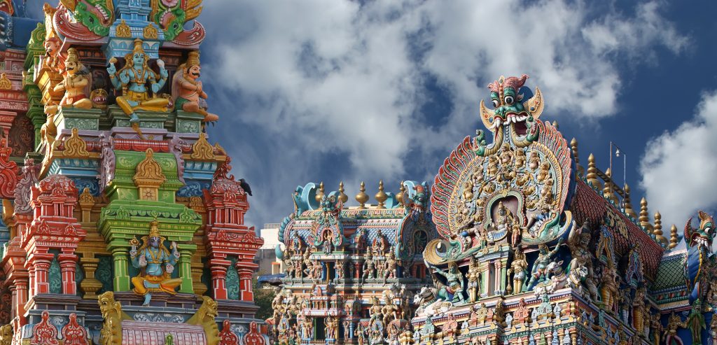 Индуистский храм Минакши в Мадурае, штат Тамилнад, Южная Индия.