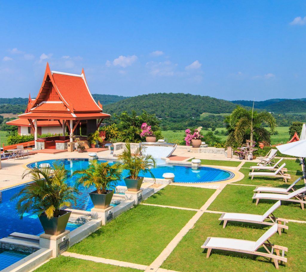 Современный курорт с бассейном, Таиланд